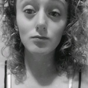 Meet your Posher, Emilee